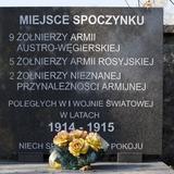 Изображение: Военное поле на приходском кладбище в Ксёнж-Вельки