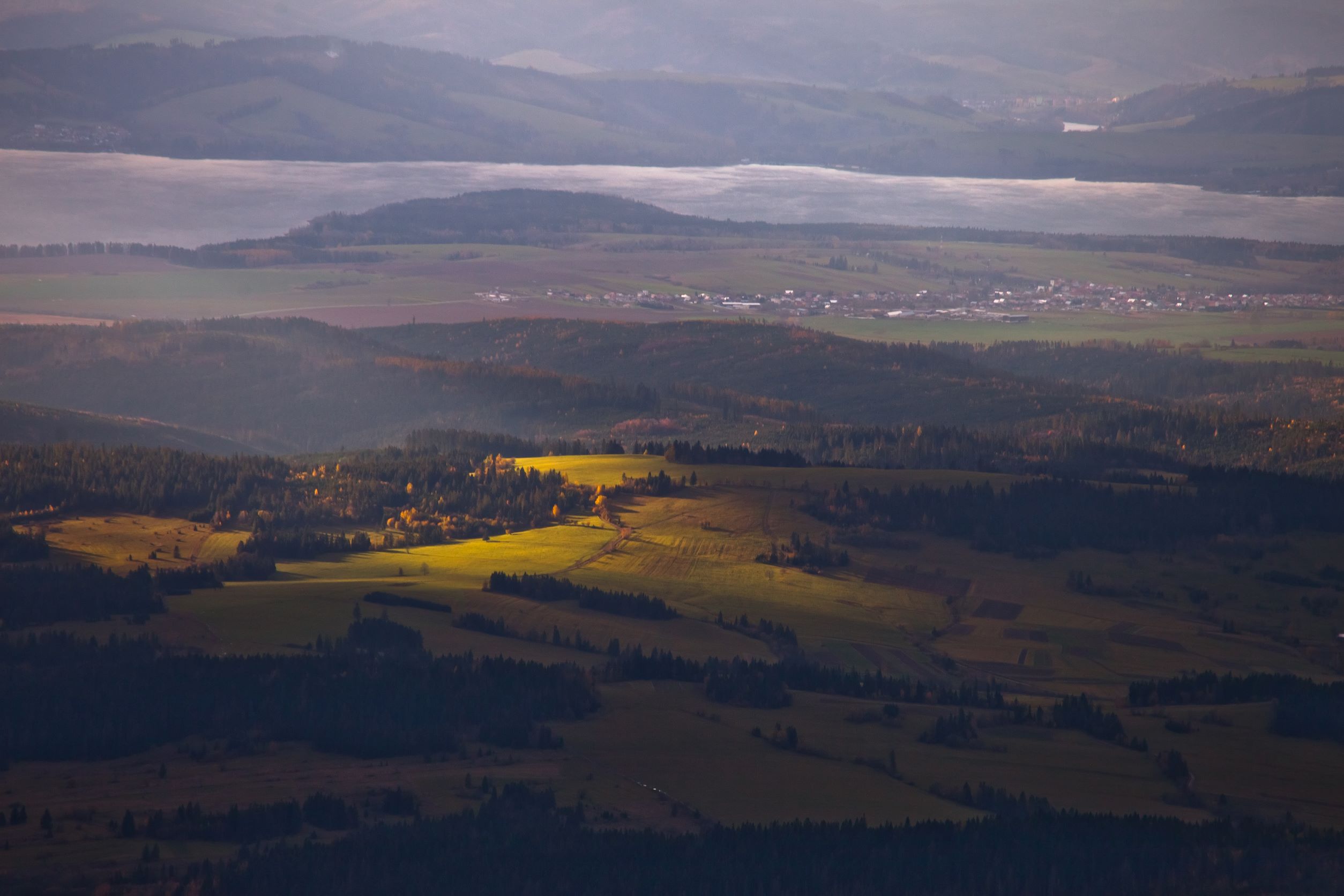 Widok na pasmo górskie 